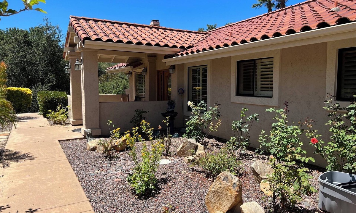 Ramona House | Peaceful 2-bedroom country house nestled on a 26 acre ranch in charming Ramona.