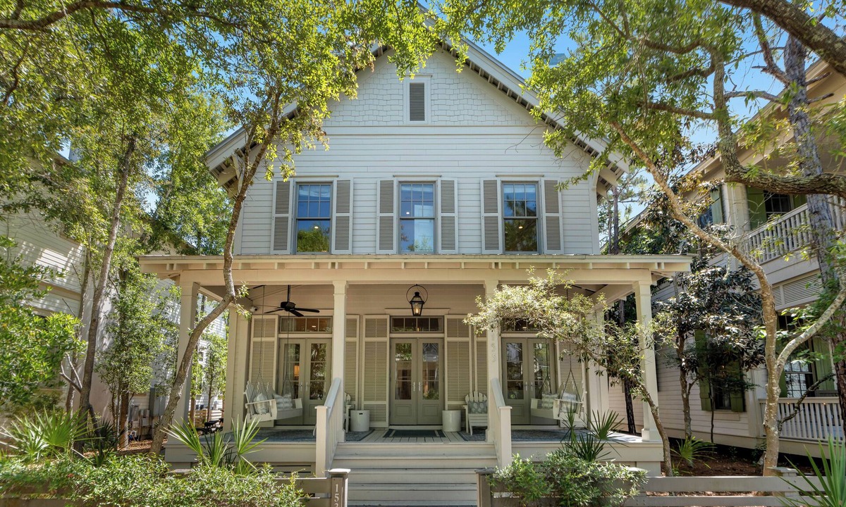 Watercolor House | Pelican & Palm - WaterColor Home & Golf Cart!