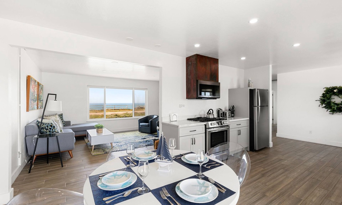Point Arena House | Point Arena Lighthouse
