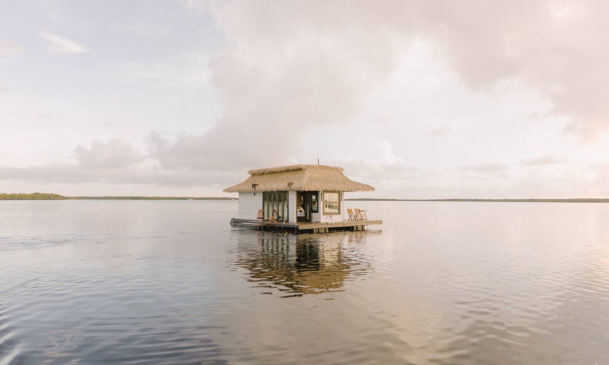 Key Largo Village House | Premium Floating Bugalow by Stay Ombi in the Keys with Stunning Ocean Views.
