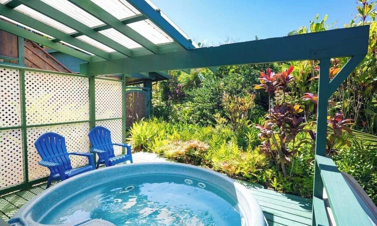 Haiku House | Priv Hot Tub + Shared Jungle Pool! - Ocean Lookout