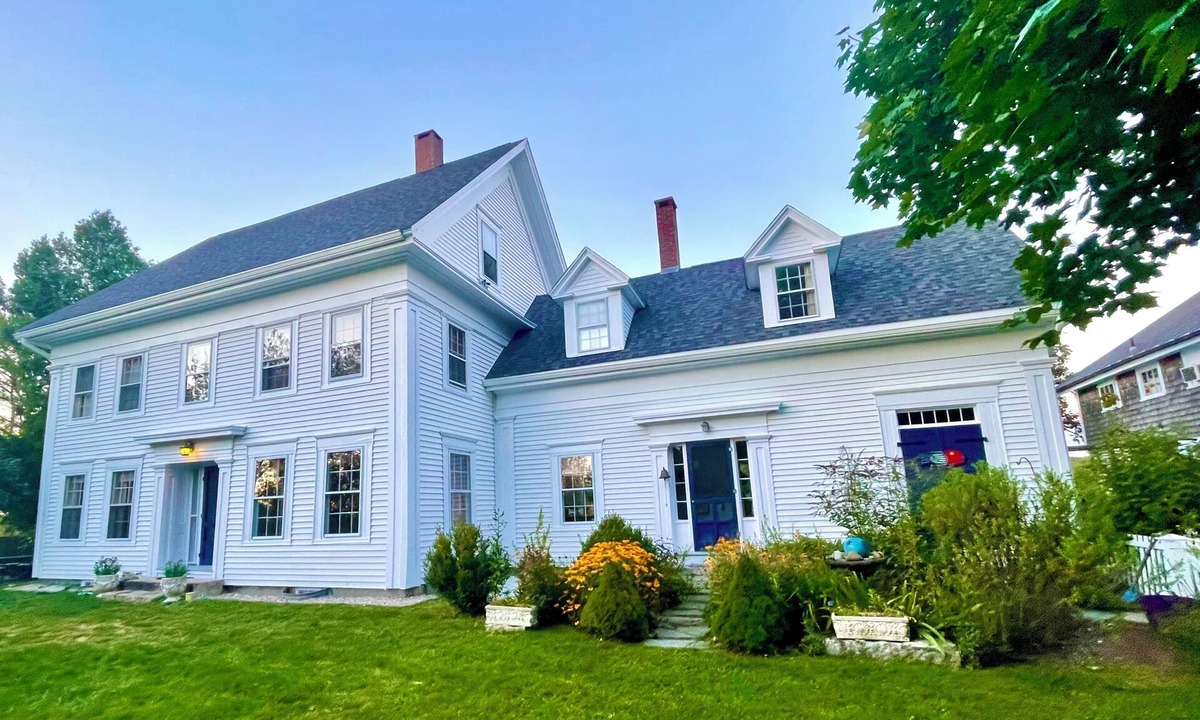 Brooksville House | Private Beach,Rustic, Charming Historic Farm, Acadia, Blue Hill Peninsula, Pets