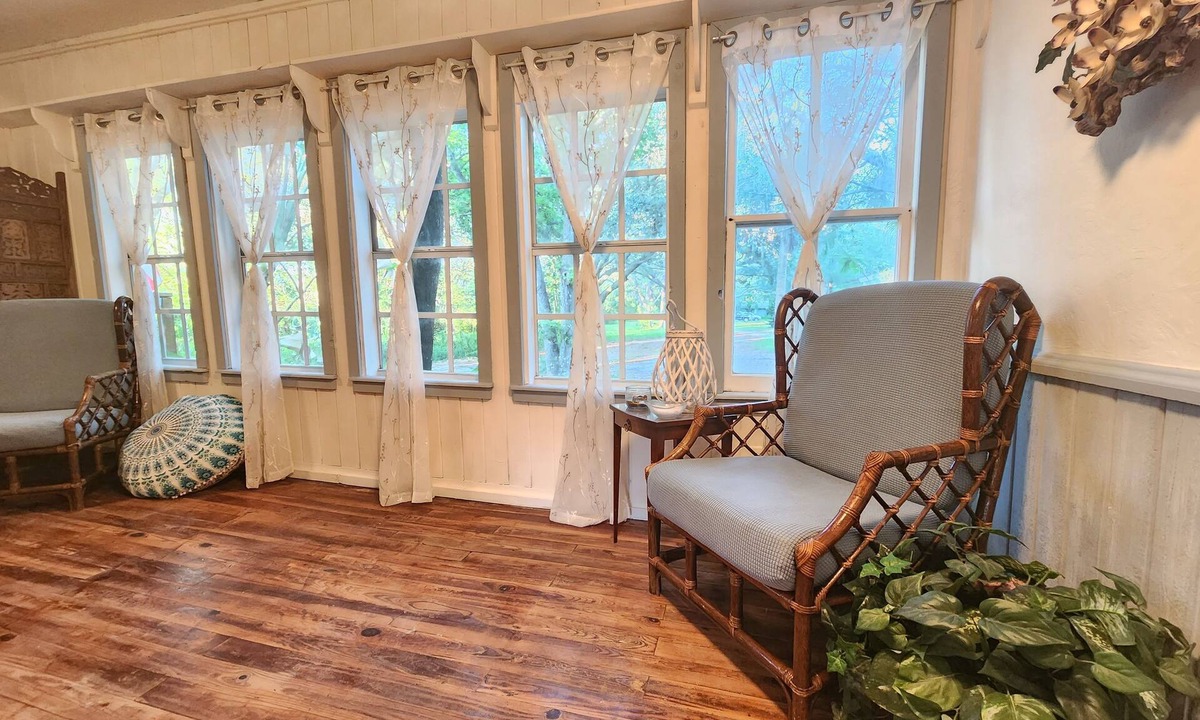 Safety Harbor Cottage | Private cottage by the Sea