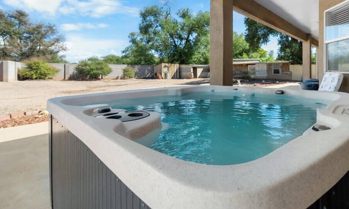 Albuquerque House | Rancho de los Sueños with Hot Tub - An Irvie Home