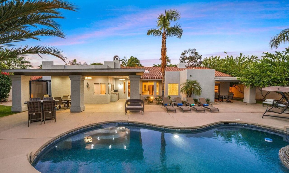 Magnesia Falls Cove House | Rancho Mirage Estate | Saltwater Pool, Spa, Game Room, Outdoor Kitchen · 4BR