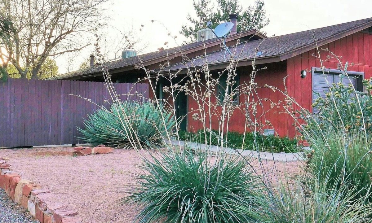 Oak Creek House | Recently acquired property that's a work in progress