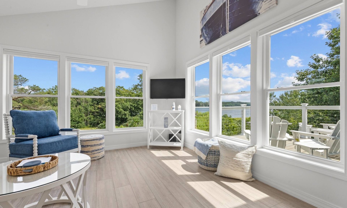 Winterport Cottage | Recently renovated cottage with wifi, firepit, & stunning river views
