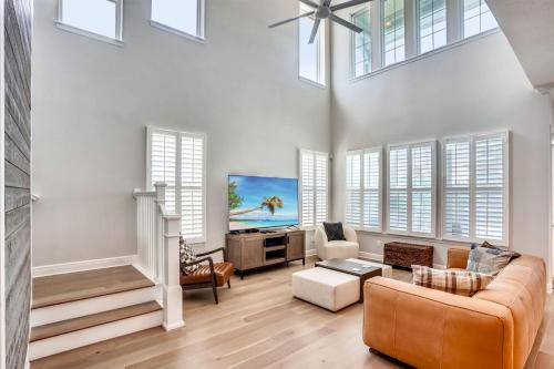 Redington Beach House | Redington Townhouse 16303 - Pelican Paradise