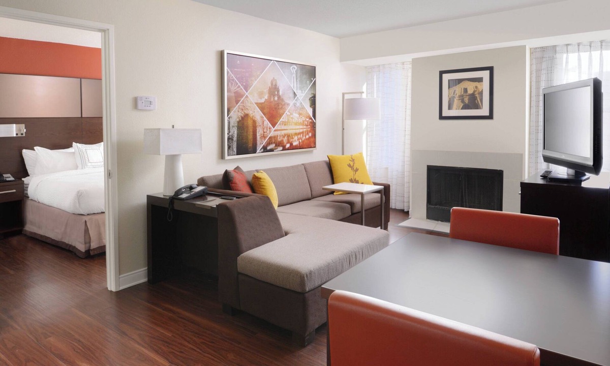 Oak Park - Northwood Hotel | Residence Inn By Marriott San Antonio Airport/Alamo Heights