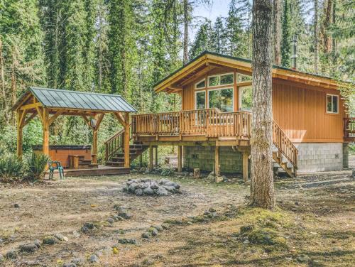 Brightwood House | Riverwood Hideaway