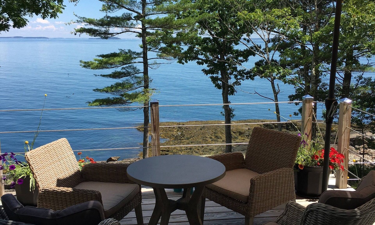 Rockport House | Rockport Camden steps to sea! Oceanfront designer house! 5 star reviews!