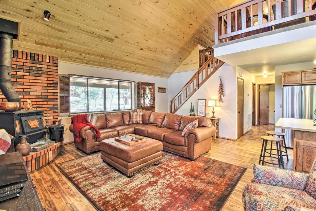 Overgaard House | Rustic, Forest-View Retreat in Heber-Overgaard!