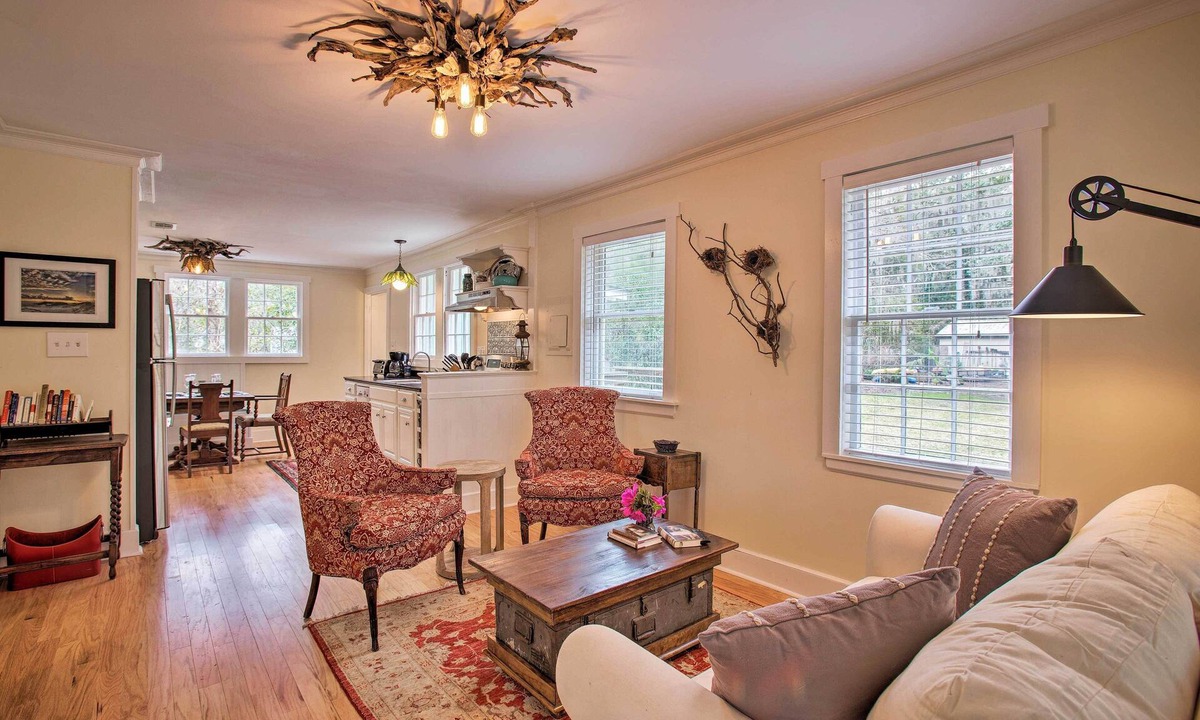 Montgomery Cottage | Savannah Cottage - 5 Mi to Wormsloe Historic Site!