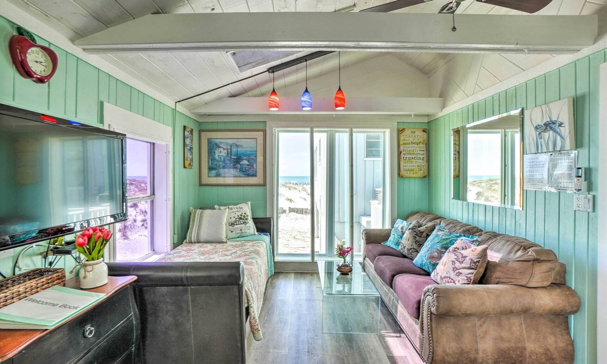 Clearwater Beach Cottage | 'sea Turtle Suite' Condo w/Clearwater Beach Views