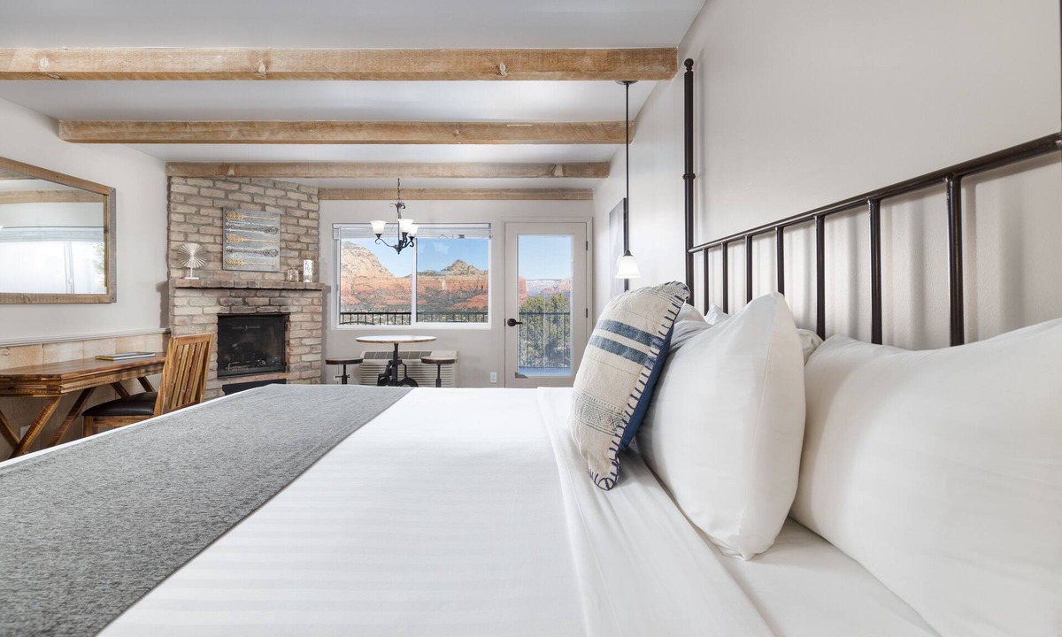 West Sedona Cabin | Sky Ranch Lodge