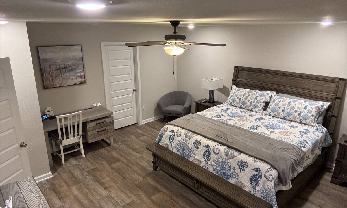 Foley House | Spacious 4-bedroom house in lovely Foley, 7 miles from the Sports Complex!