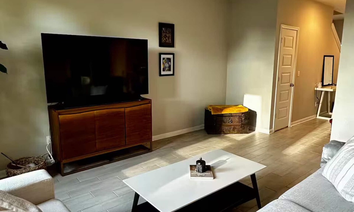 Buda House | Spacious Buda South Austin Home Long Stay w/Pets in Quiet Neighborhood