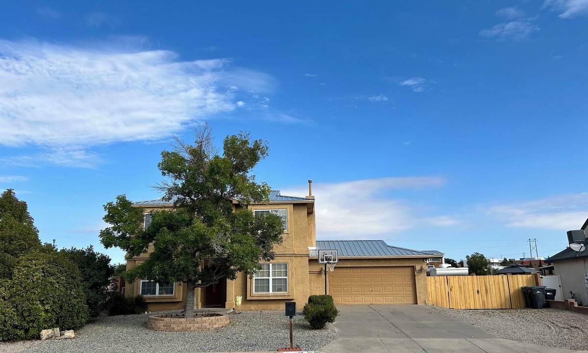 Rio Rancho House | Spacious Remodeled Rio Rancho Gem. Welcome to Remington Respite.