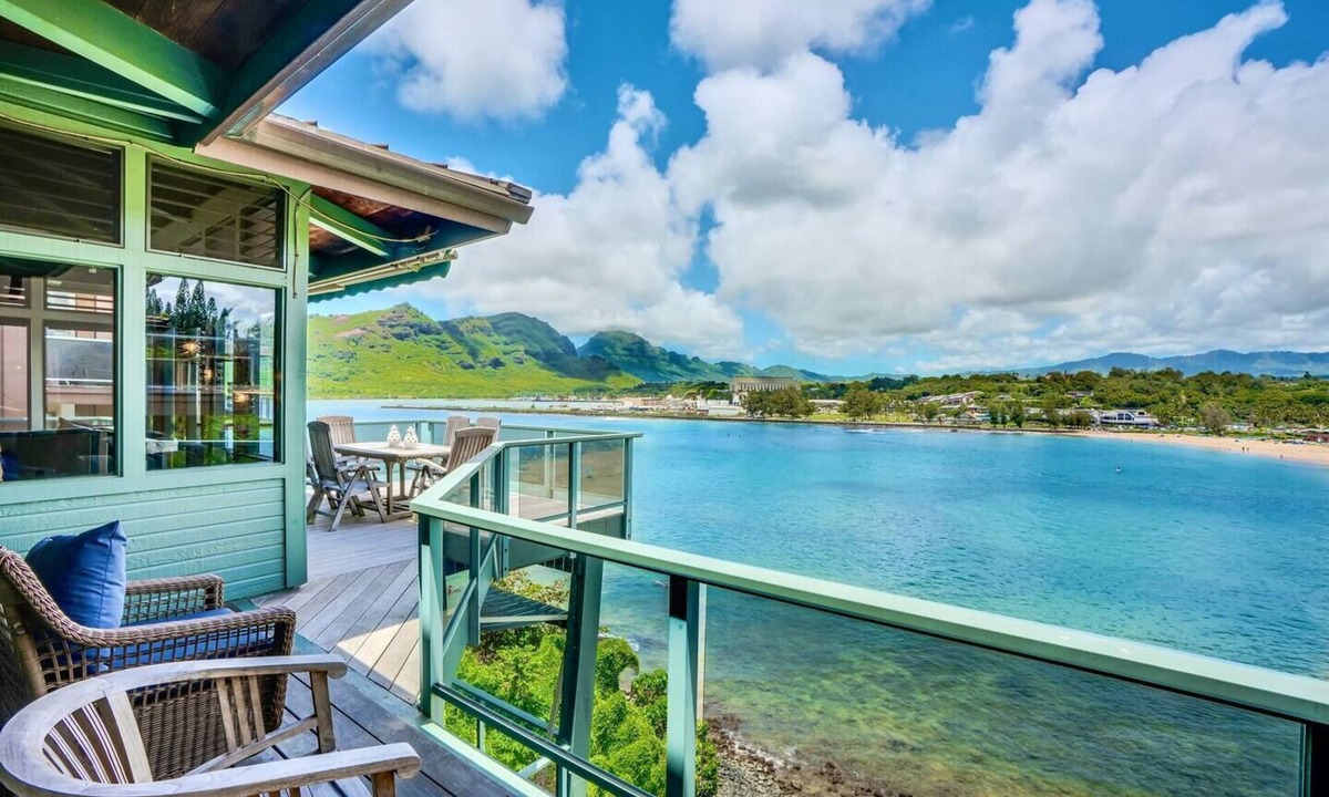 Lihue Condo | Spectacular Oceanfront Getaway at Kalapaki Beach