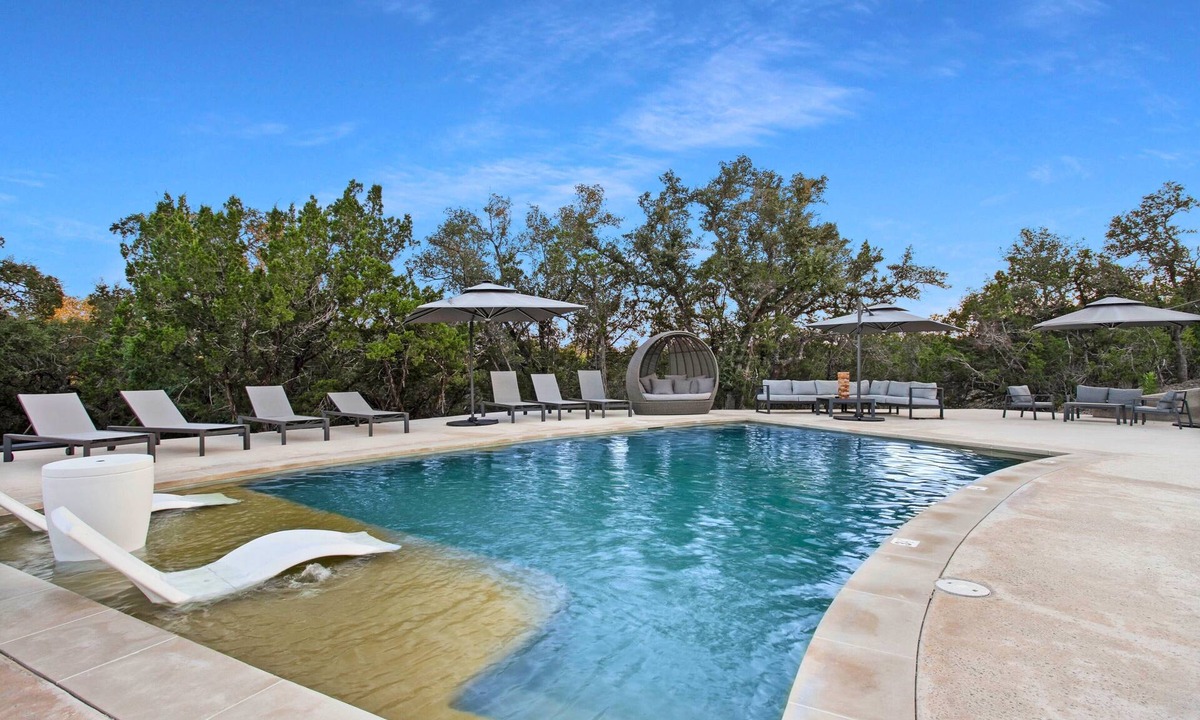 Canyon Lake Cabin | Starlight Horizon 5 Cabins (3 Bed Each) Pool, Firepits, Sleeps up to 40