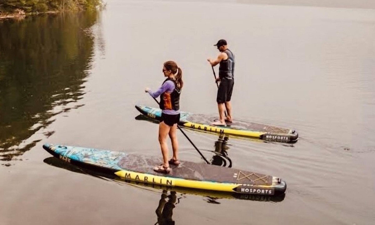 Regional District of Nanaimo Apartment | Steps to the Lake and Hiking Trails. Central Home Base for Island Adventures!
