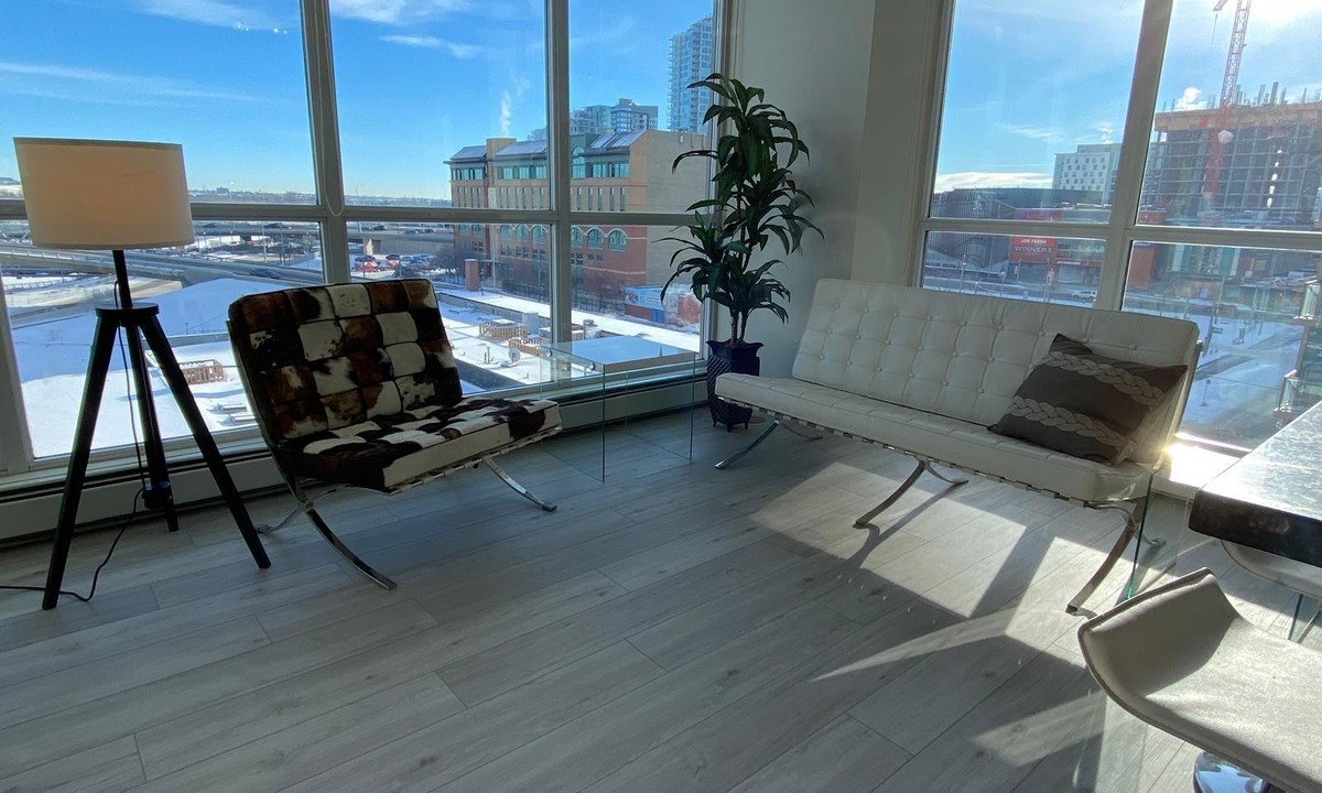 East Village Condo | Stunning Riverfront Condo in East Village - Amazing Views!