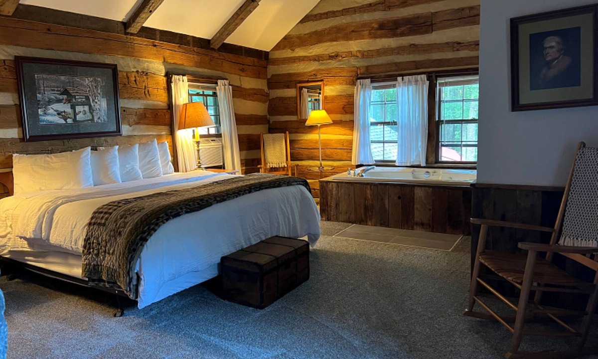 Vesuvius Bed & Breakfast | Sugar Tree Inn
