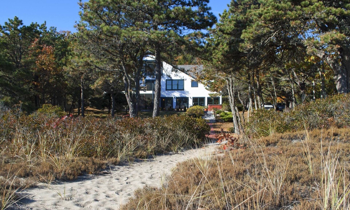 Phippsburg House | Sunny Popham Beachfront House located on the best beach in Maine