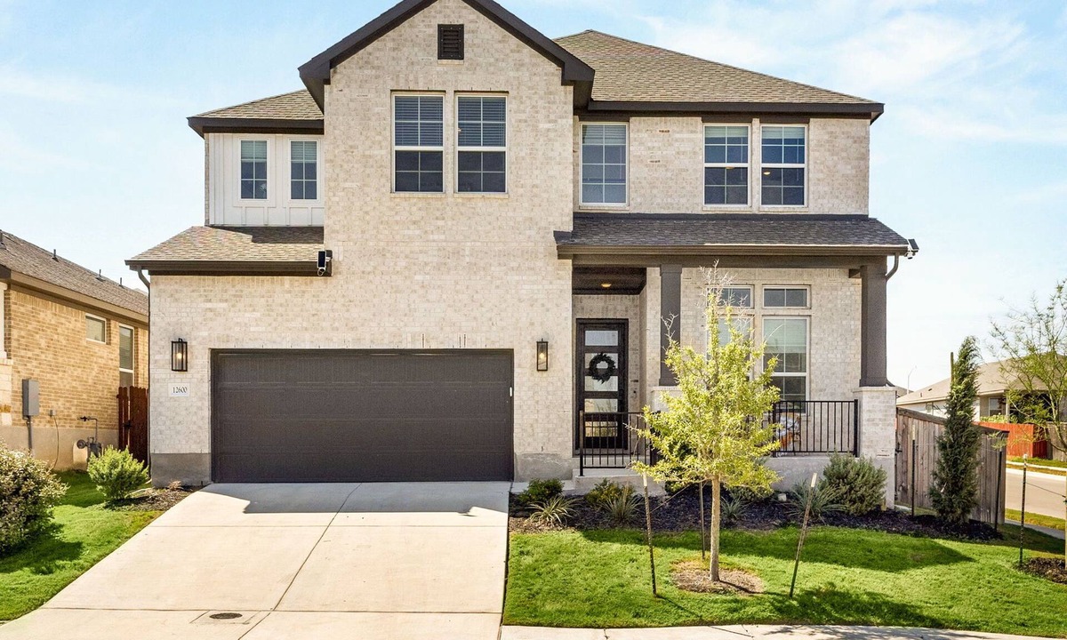 Buda House | TCH - Spacious 5bd/3ba home in Austin w/Workspace