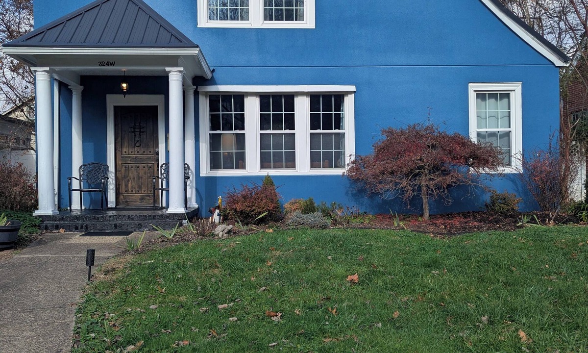 Huntington House | The Blue House – Eclectic Art Haven Near Marshall & Huntington’s Best Parks