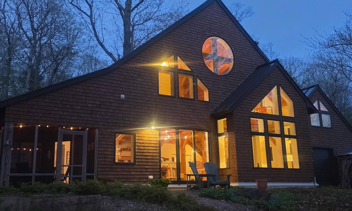 Liberty House | Tucked away in Midcoast Maine, this lake house is what summers are made of