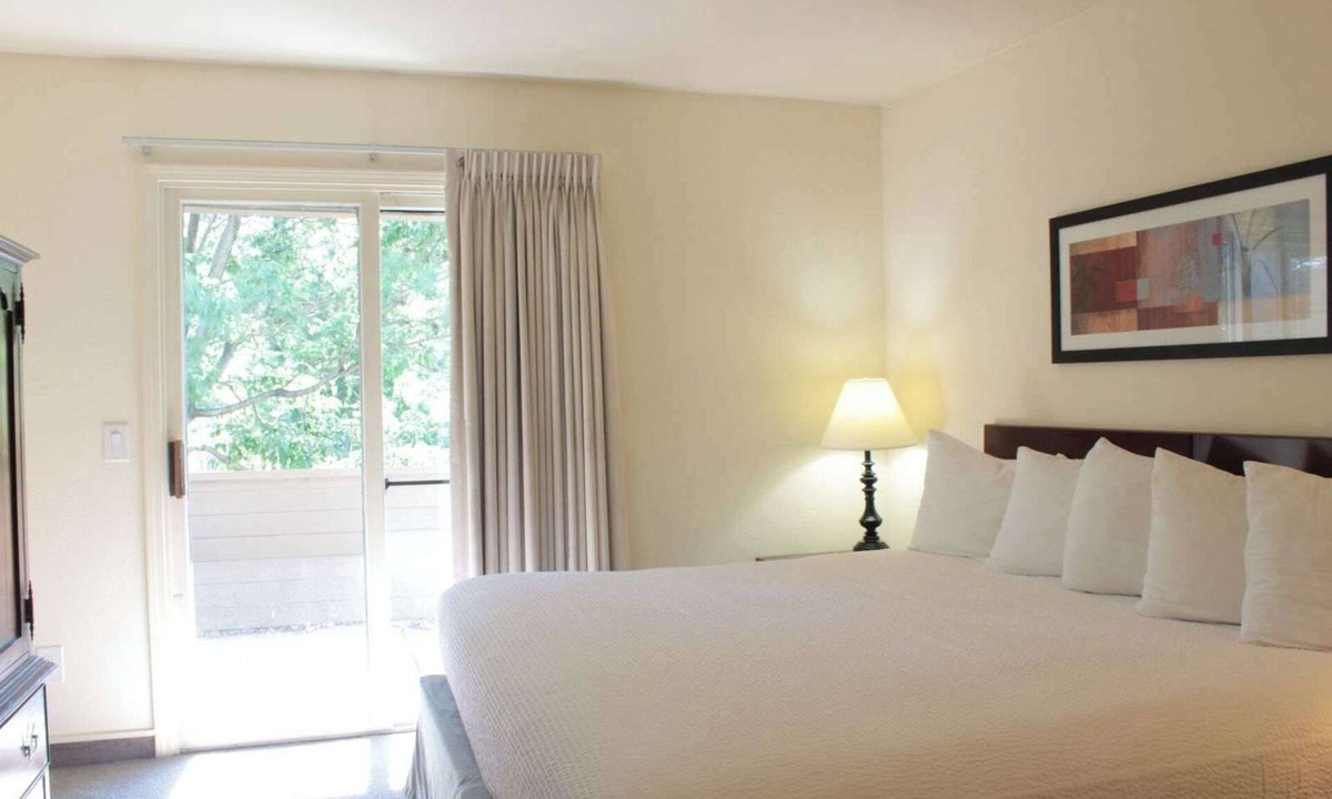 Greenwich Apartment | Two Bedroom First Floor