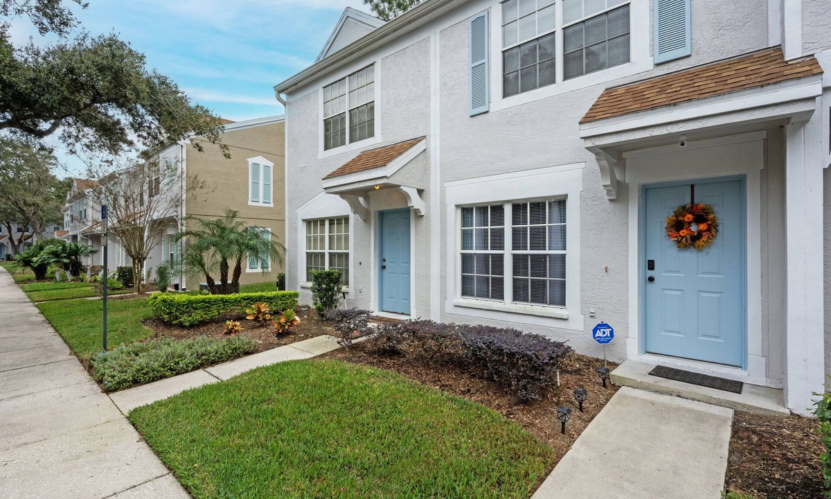 New Tampa House | Upscale Long Stay: KING Bed-Pool-Wifi-Gated-Pets-Tampa Palms-Moffitt Cancer Ctr