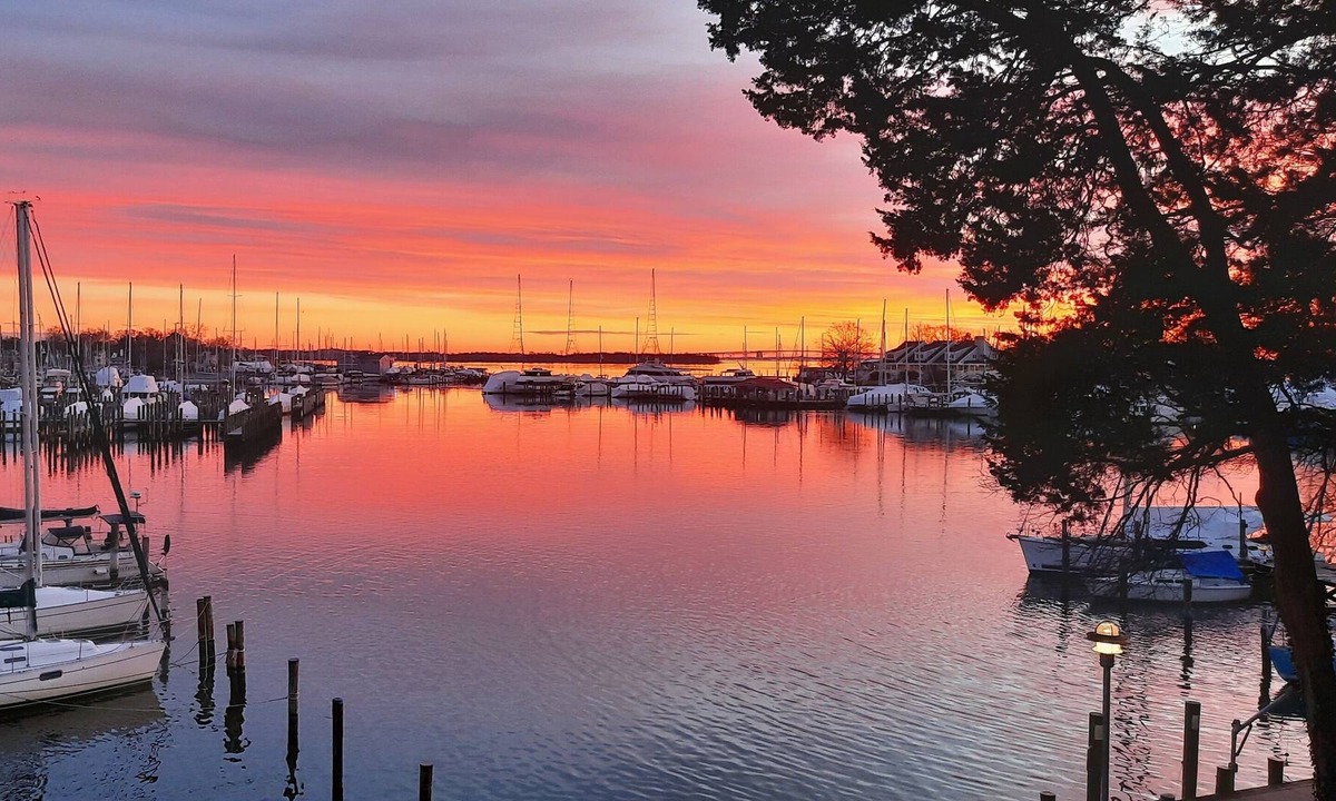 Eastport Condo | Waterfront Resort Condo Amazing Views & Amenities