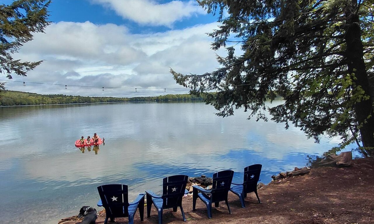 Embden Cabin | Wonderful 2-bedroom cabin on Embden Lake