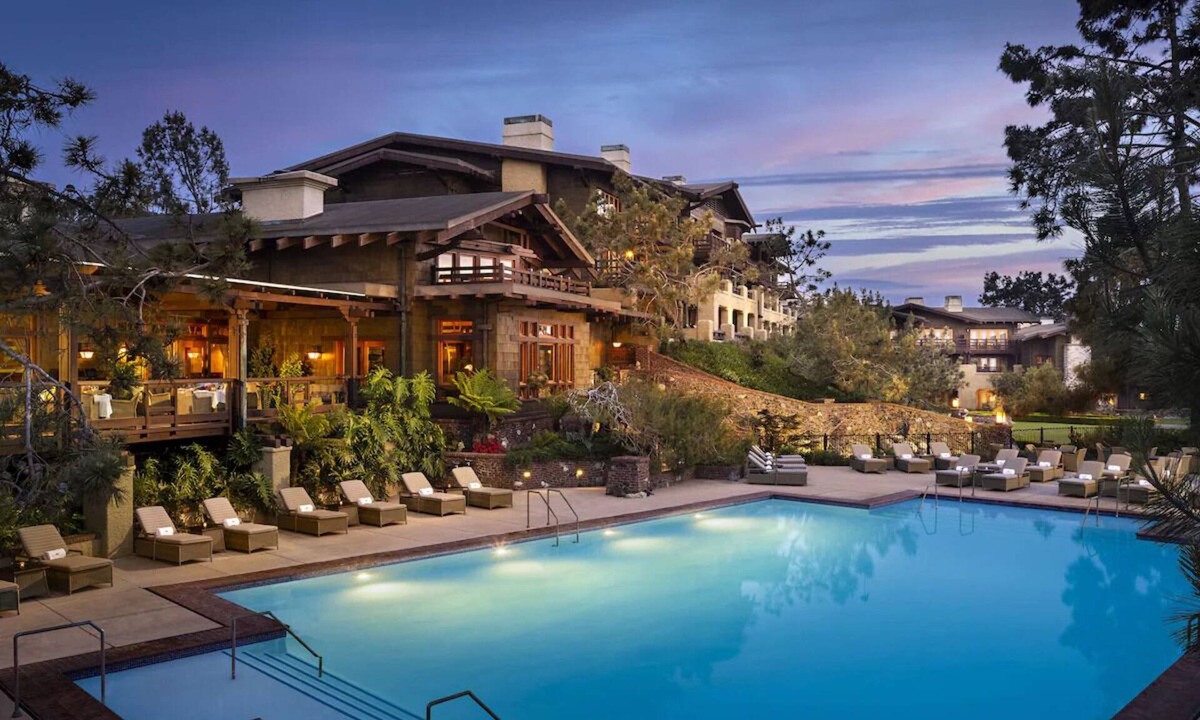 Torrey Pines Hotel | Your Ultimate Golf Getaway! Outdoor Pool, Pets Allowed, Close to Blacks Beach!