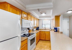 5th Floor Gulf-Front Condo In Navarre Beach with Shared Pool in Navarre Beach