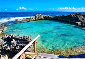 Clean, Immaculate Beachfront 2nd Floor Condo #17 at Nautibeach in Isla Mujeres