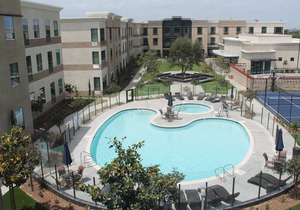 Equipped Studio with a Courtyard View + Free Breakfast | Just 4-Minutes from the Airport