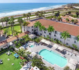 Hilton Garden Inn Beach 