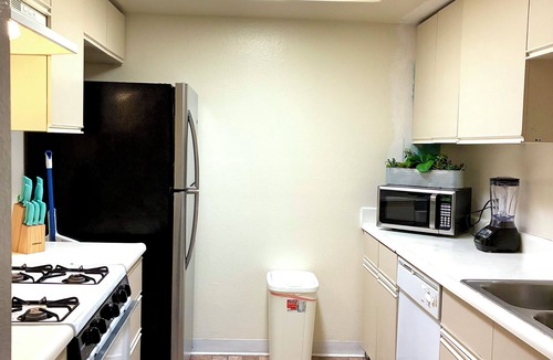 Pasadena Condo | 06 The Floatside Flat Retreat All Inclusive Spacious 2bd 2ba Condo