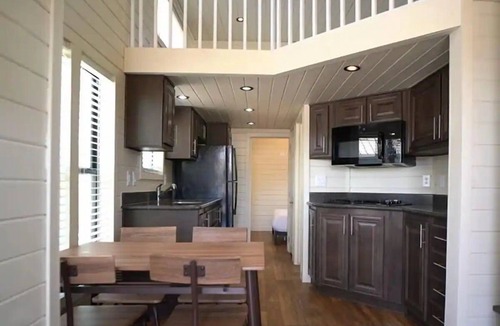 Camp Verde Hotel | 1 Bedroom w/Loft Cabin Sleeps 6, Top Notch Amenities, 30 min. to Sedona no Pet