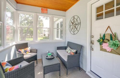 Issue House | < 1 Mi to Colonial Beach: Coastal Gem w/2 Porches