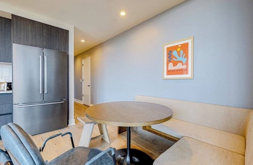 Rainey Street Historic District Condo | 13th floor corner condo, lake-view balcony, rooftop pool & gym, dog-friendly