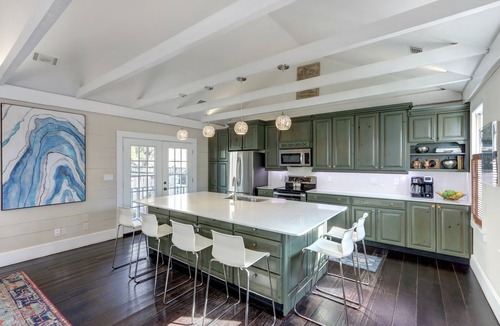 Historic District - North House | 1828 Cottage | Heated Pool in Private Garden | Sleeps 6 | Pets | On-Site Parking