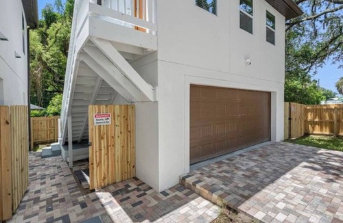 Sulphur Springs House | 1bed/1bath in the heart of Tampa close to YBOR