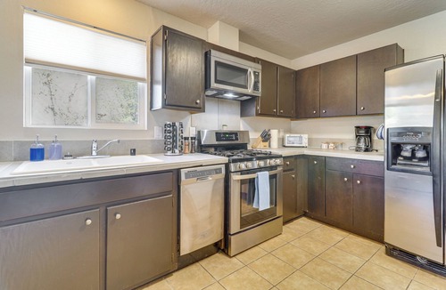 Los Duranes House | 2 Mi to Old Town ABQ! Cozy Desert Retreat
