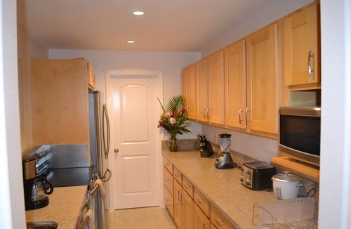 Kihei Apartment | 2BR/1BA BEACHFRONT GREAT LOCATION July 2026-Sept 2026 Discounted!