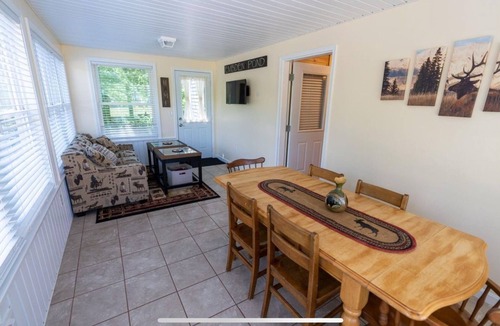 Embden House | 3 bedroom Lakeside Home Embden Pond
