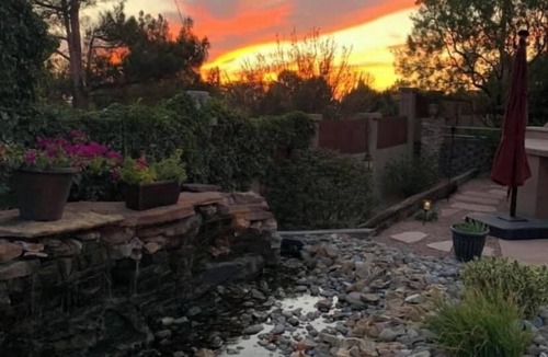 Foothills South House | 3 BR 2 BA Guest House with heated pool, hot tub, outdoor kitchen & putting range